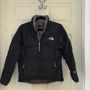 The North Face Women’s Black and Gray Puffer Jacket​